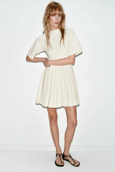 SHORT RIB KNIT BALLOON SLEEVE DRESS