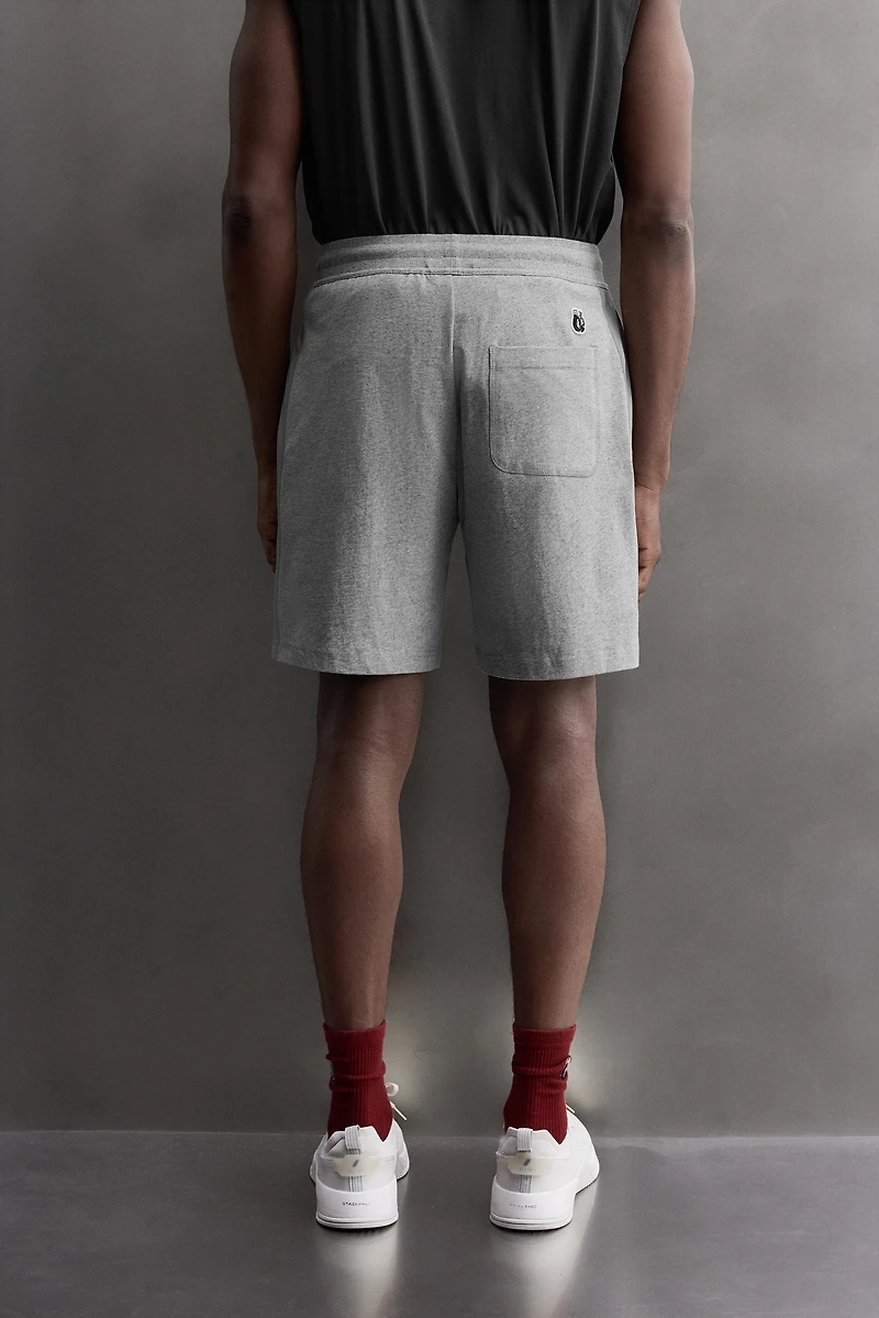 EMBROIDERED SIDE STRIPE 9" SHORTS