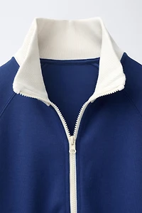 CONTRAST ZIP SWEATSHIRT