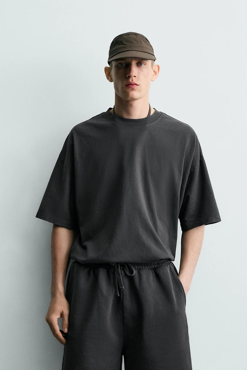 T-SHIRT BASIQUE LAVÉ