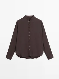 Flowing shirt with button details