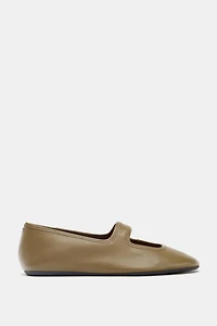 SOFT STRAP BALLET FLATS