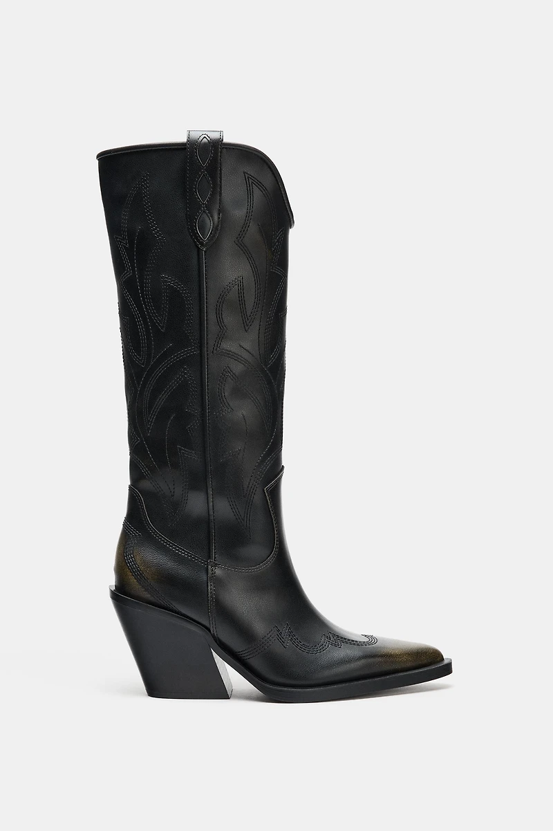 EMBROIDERED COWBOY BOOTS