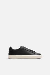 BASIC SNEAKERS