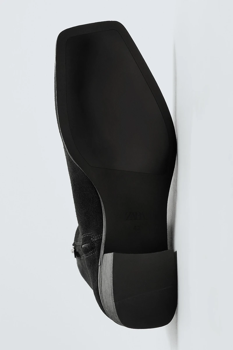 LEATHER HEELED BOOTS