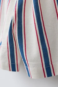 SHORTS À RAYURES