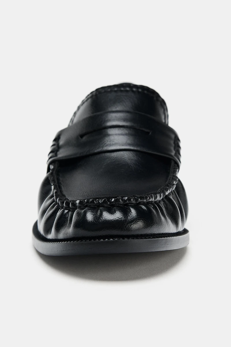 RUFFLED LOW HEEL LOAFERS