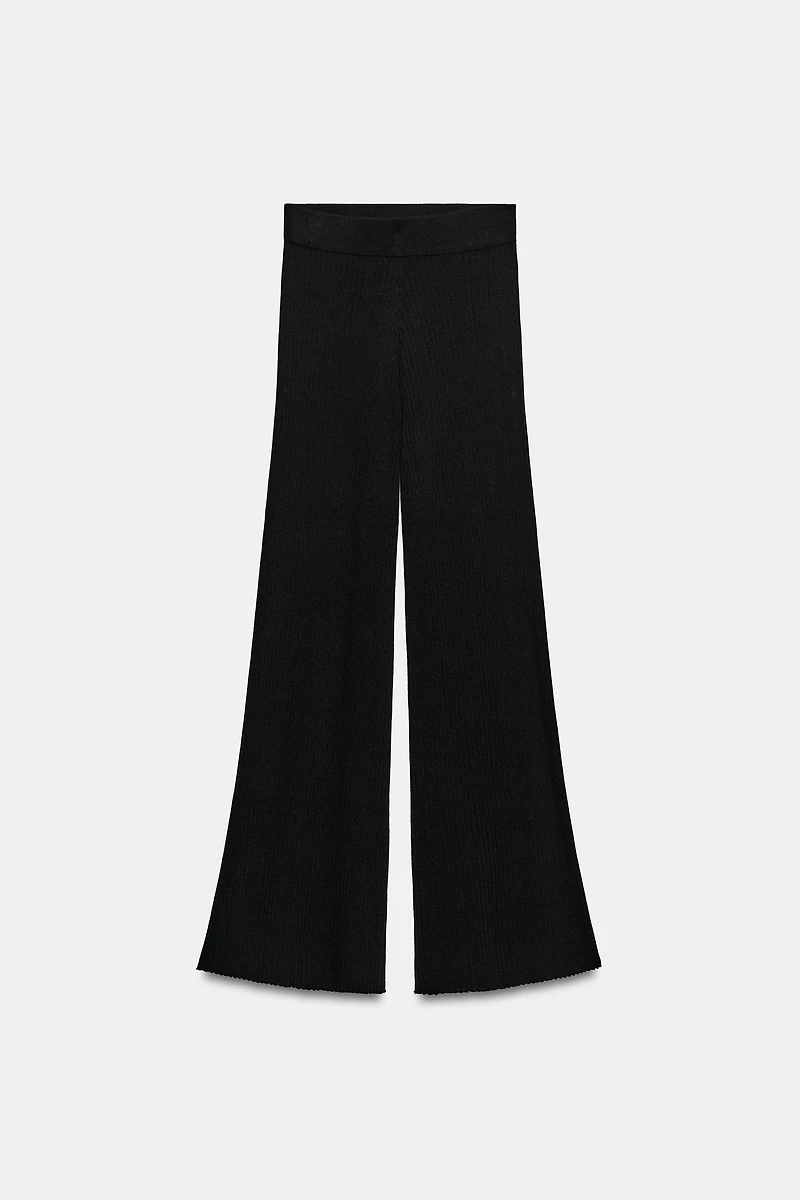 PANTALON LARGE EN MAILLE CÔTELÉE