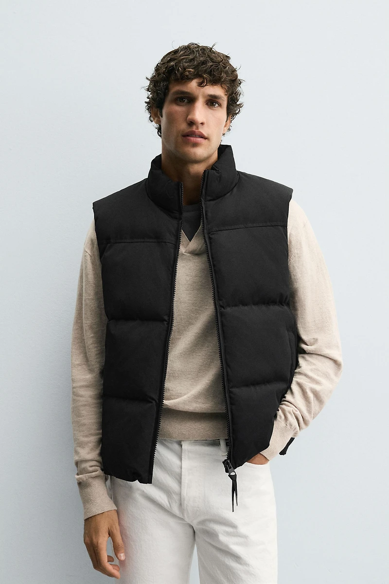 REGULAR FIT PADDED VEST