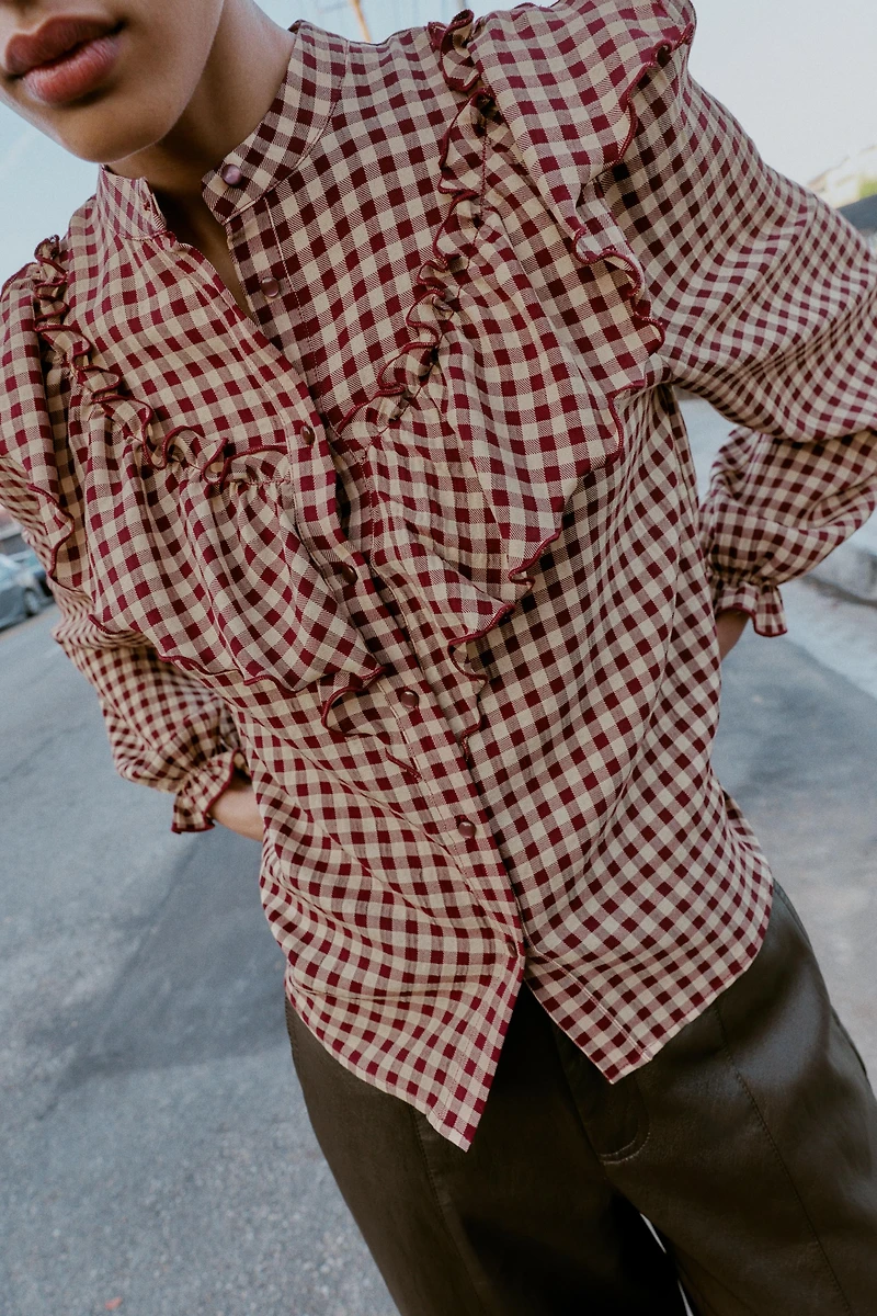 BLOUSE À VOLANTS ET CARREAUX VICHY