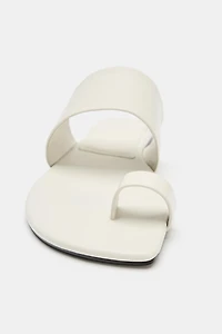 LIMITED EDITION LEATHER FLAT SANDALS
