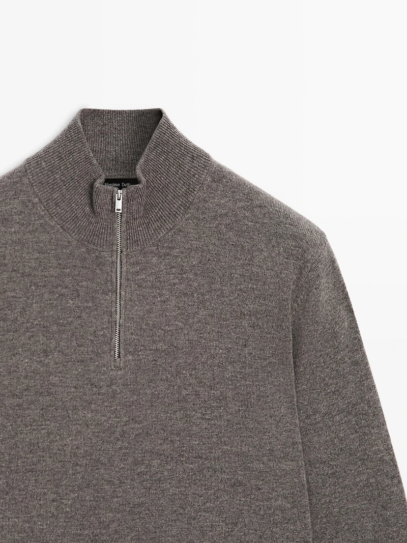 Mock neck knit sweater with zip