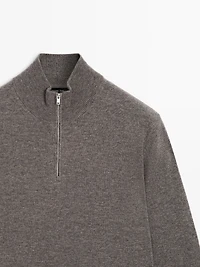 Mock neck knit sweater with zip