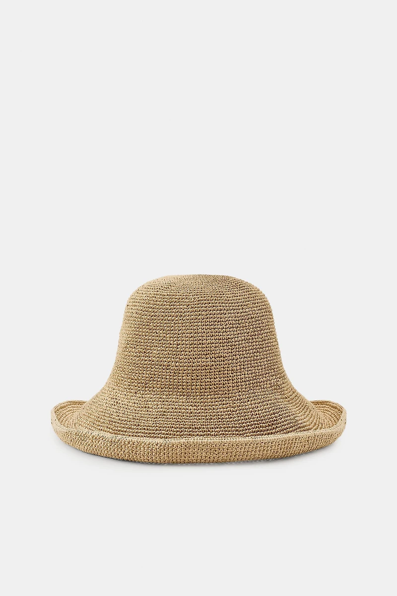 MOLDABLE BRIM WOVEN HAT