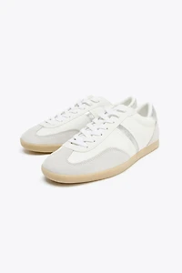 ATHLETIC SHOES