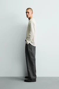 LOOSE FIT JEANS