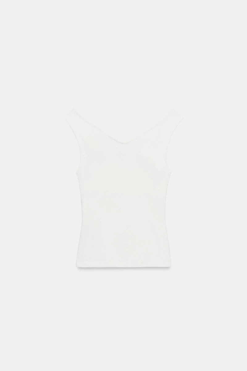 OFF-THE-SHOULDER T-SHIRT