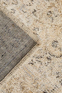 VINTAGE STYLE AREA RUG