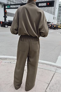 PIN TUCK STRAIGHT LEG PANTS