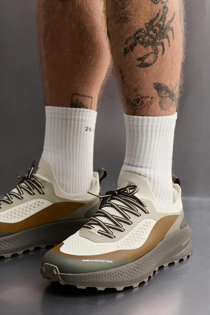 TRAIL RUNNING SNEAKERS