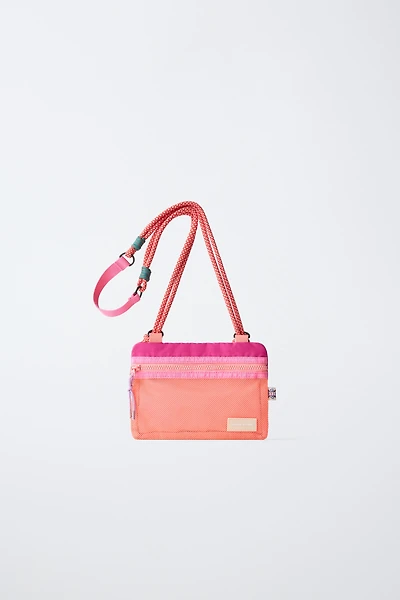TECHNICAL CROSSBODY BAG