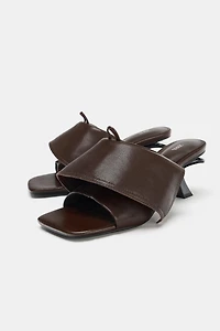 LEATHER KITTEN HEEL SANDALS