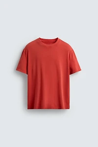 CROPPED FIT T-SHIRT