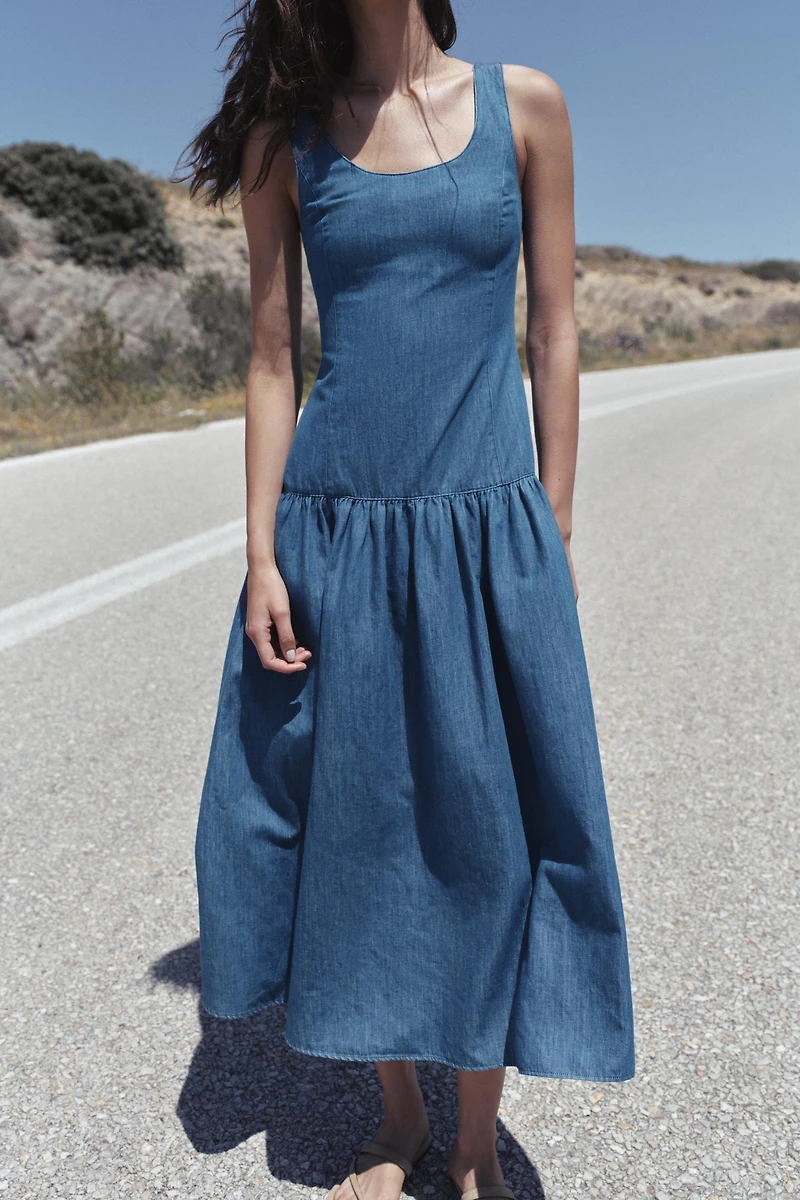 ROBE MI-LONGUE JUPE CAPE