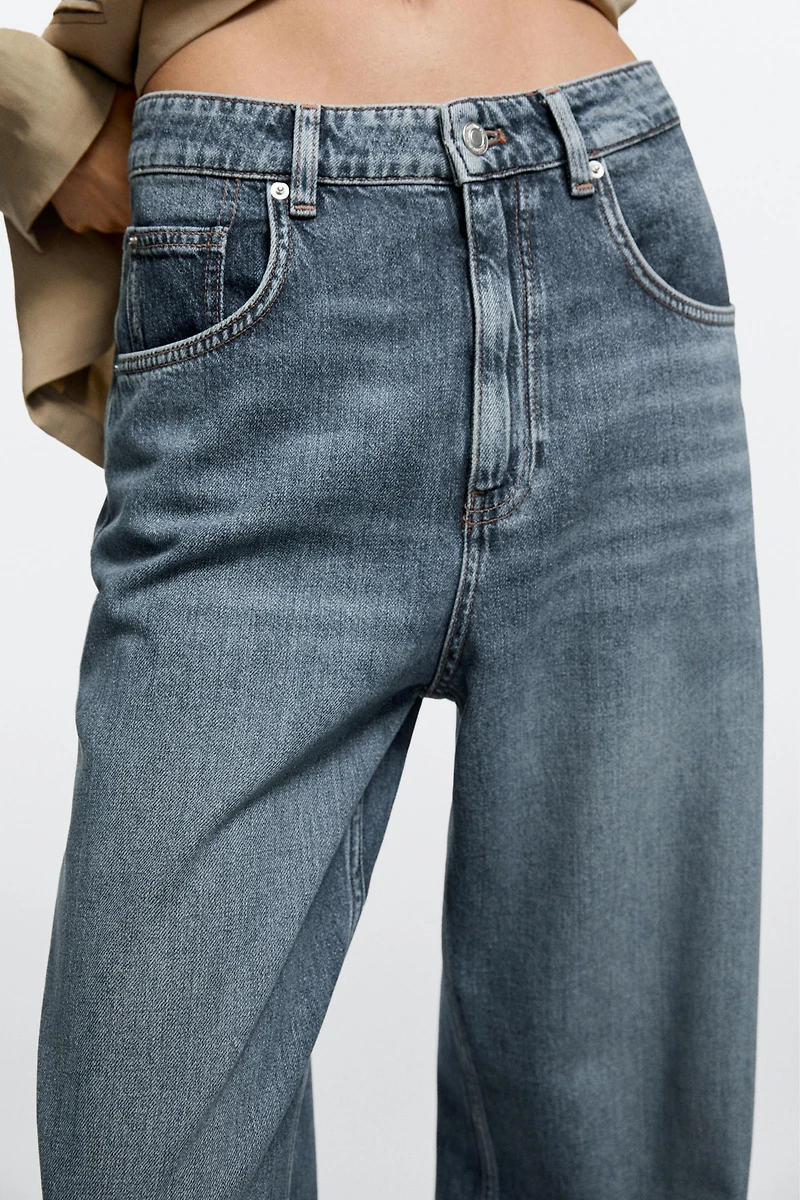 Mid-waist barrel fit jeans