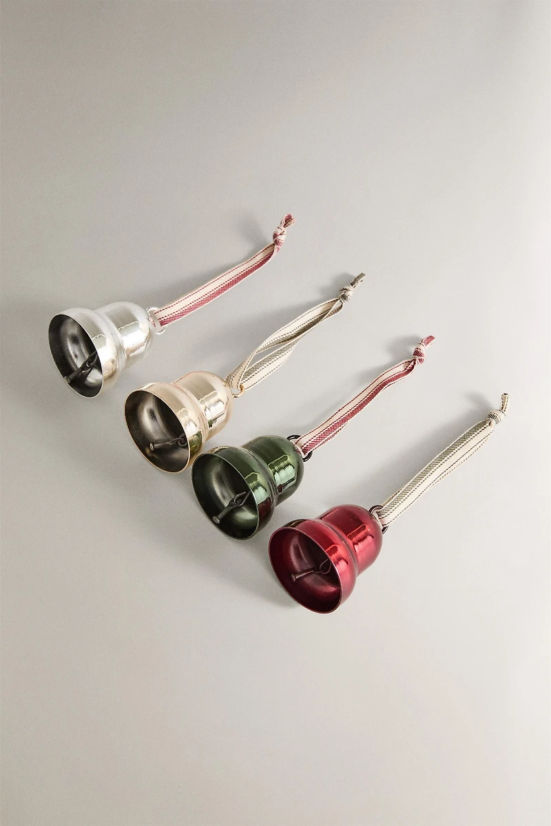 SET OF BELL CHRISTMAS TREE ORNAMENTS (SET OF 4)