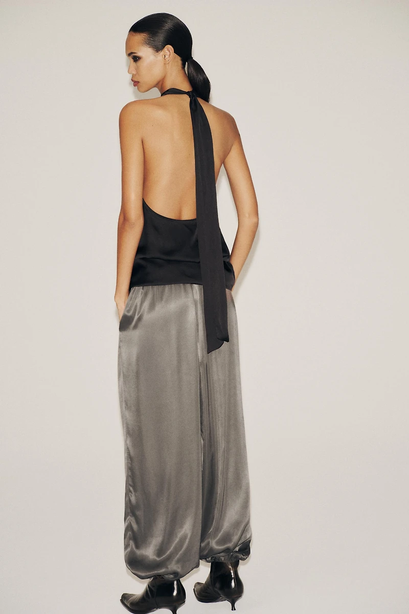 SATIN HALTER TOP