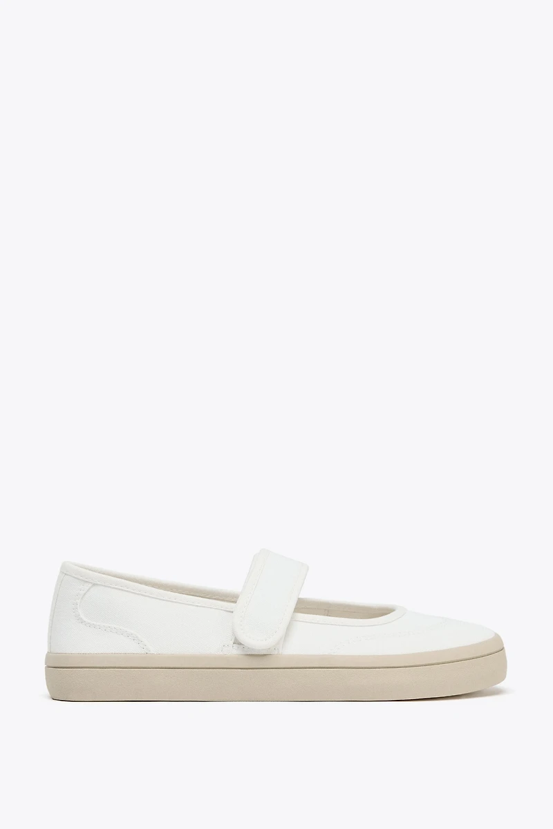 FABRIC STRAP BALLET FLATS