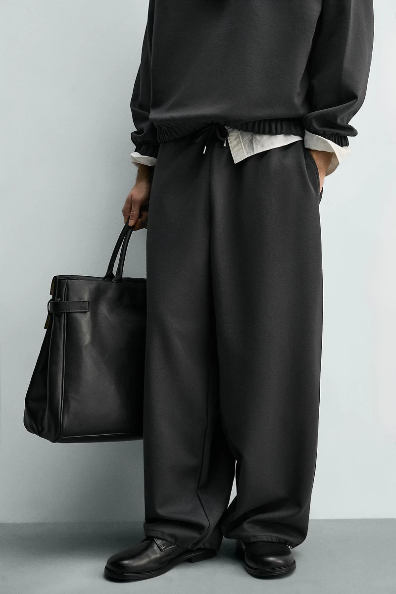 BAGGY FIT JOGGER PANTS