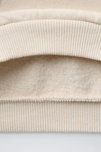 EMBROIDERED HEART SWEATSHIRT