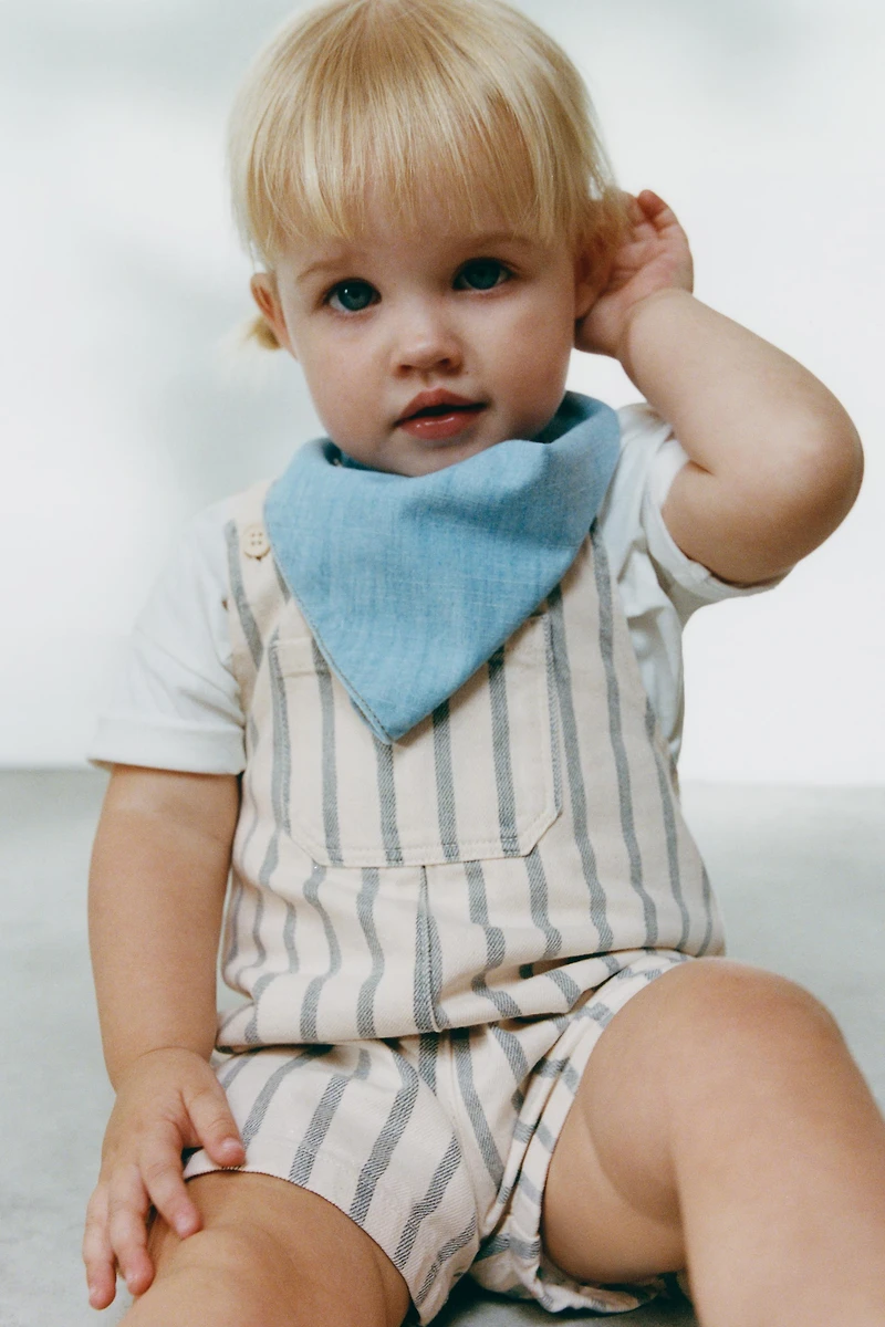 STRIPED OVERALL SHORTS
