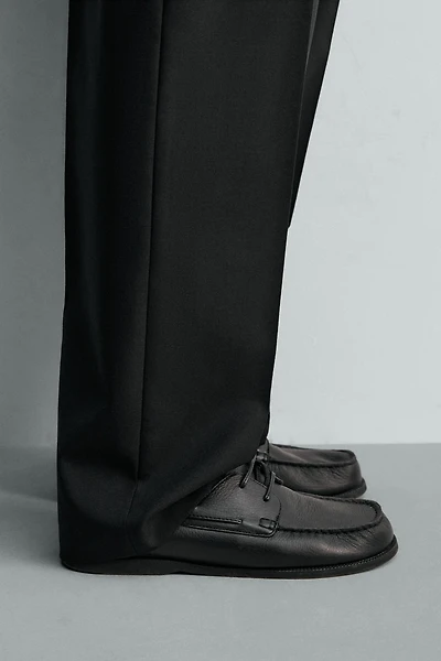CHAUSSURES BATEAU EN CUIR
