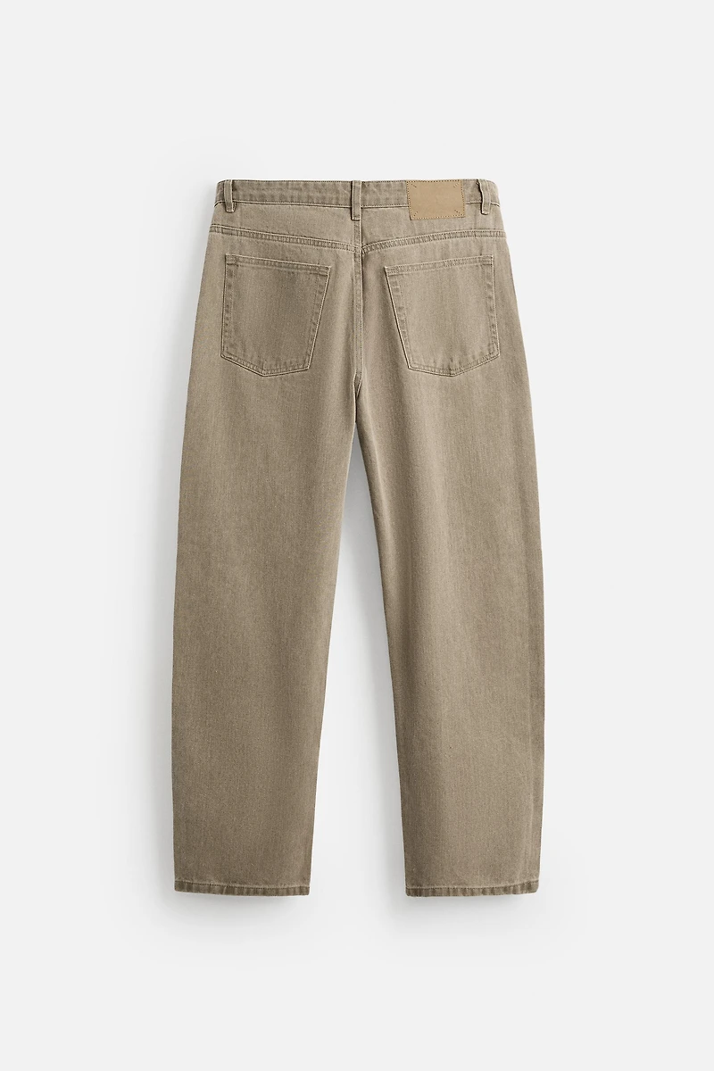 SLIM STRAIGHT FIT JEANS