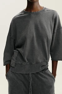 WASHED SWEATSHIRT