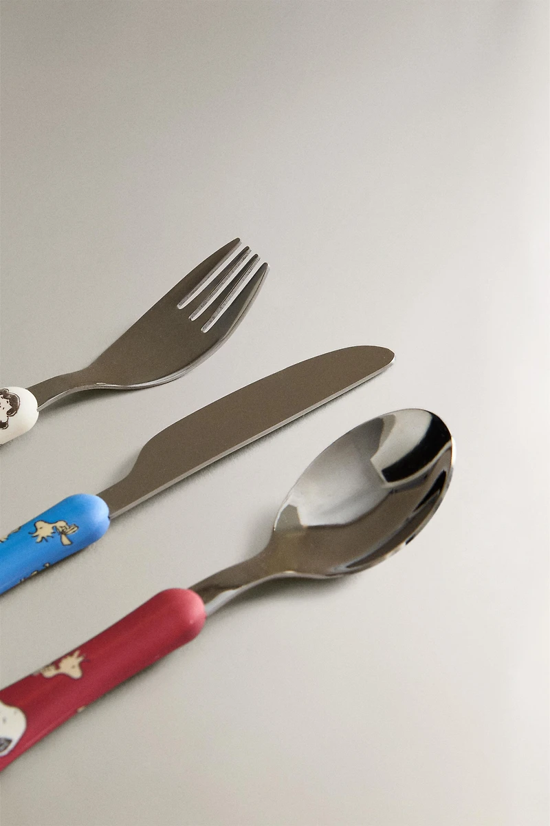 CHILDREN'S PASTEL COLORED HANDLE PEANUTS™ FLATWARE SET (SET OF 3)