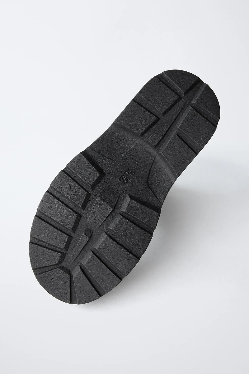 SPLIT LEATHER BOOTS