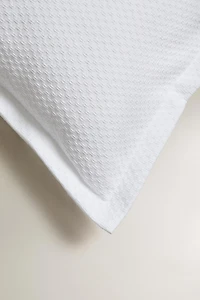 EMBOSSED THROW PILLOW COVER