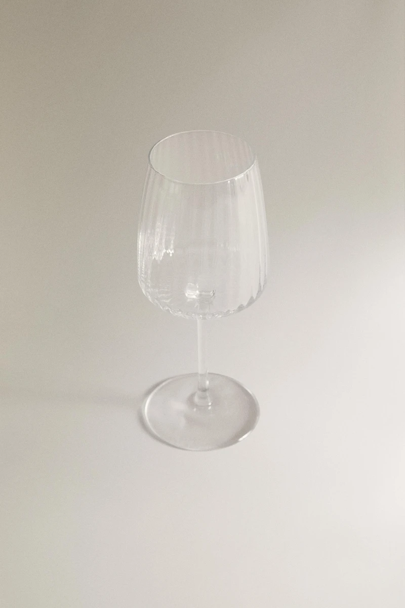 GLASS WITH LINES
