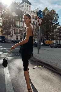 ASYMMETRIC LACE LONG TOP