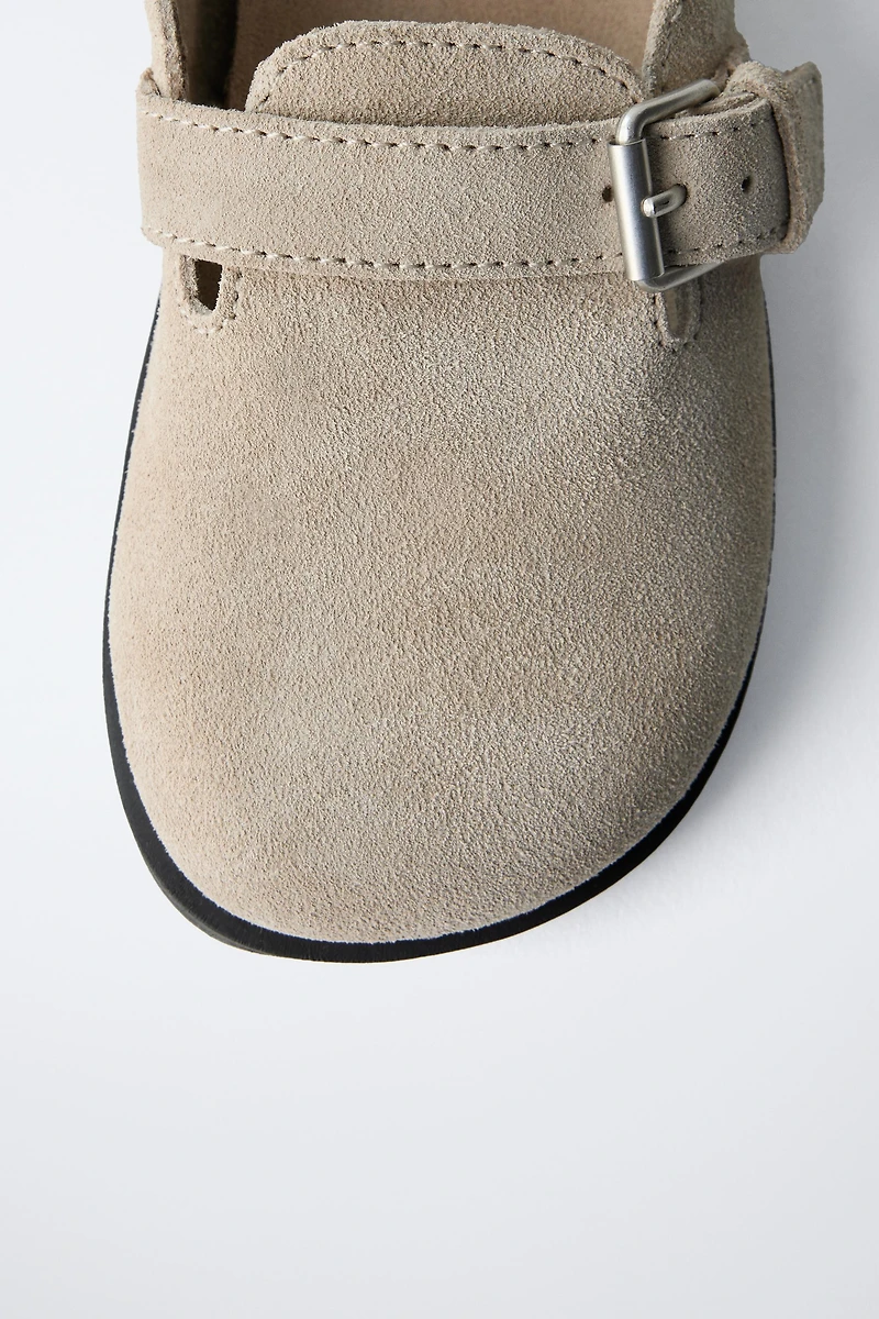 SPLIT LEATHER CLOGS