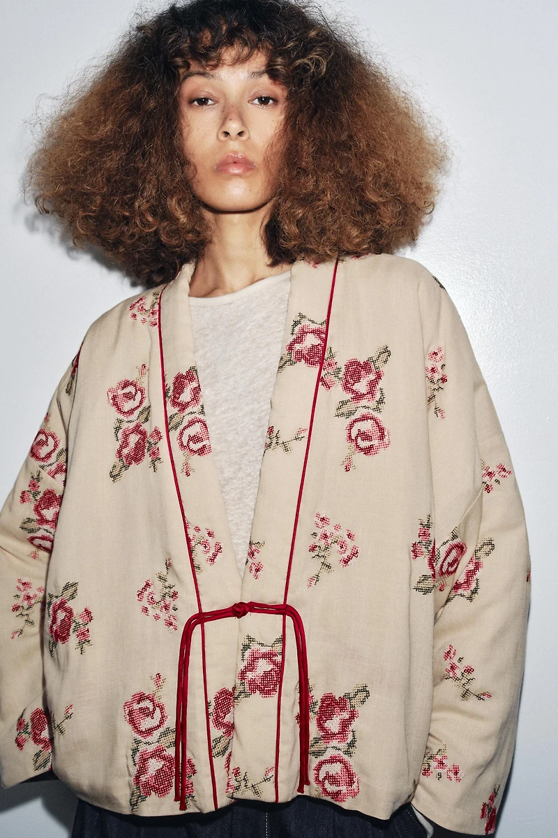 FLORAL EMBROIDERY PADDED JACKET