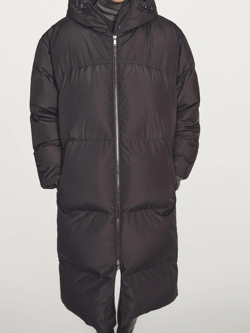 Long water-repellent hooded puffer jacket