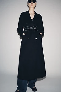 CEINTURE LARGE EN CUIR À CLOUS