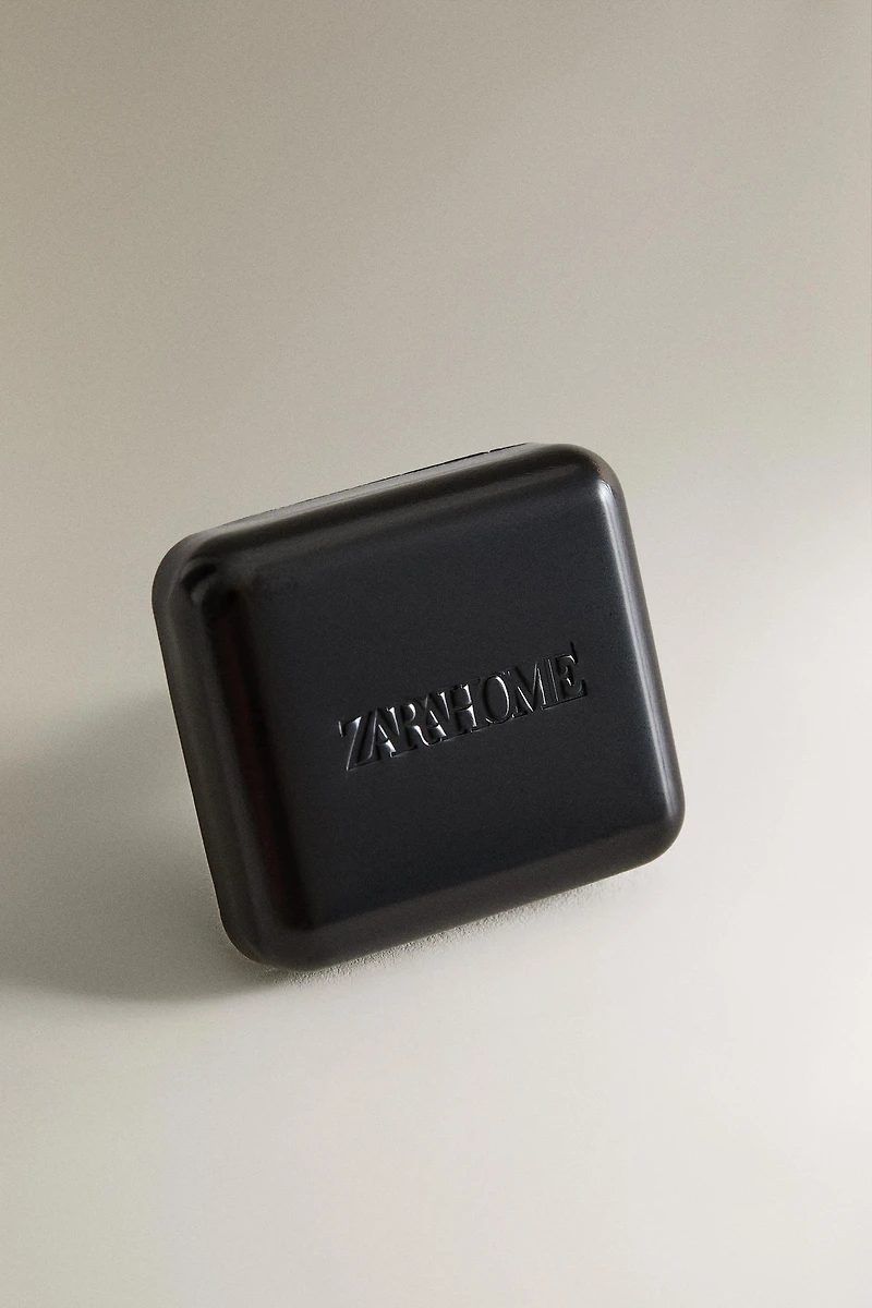DARK AMBER CAR AIR FRESHENER