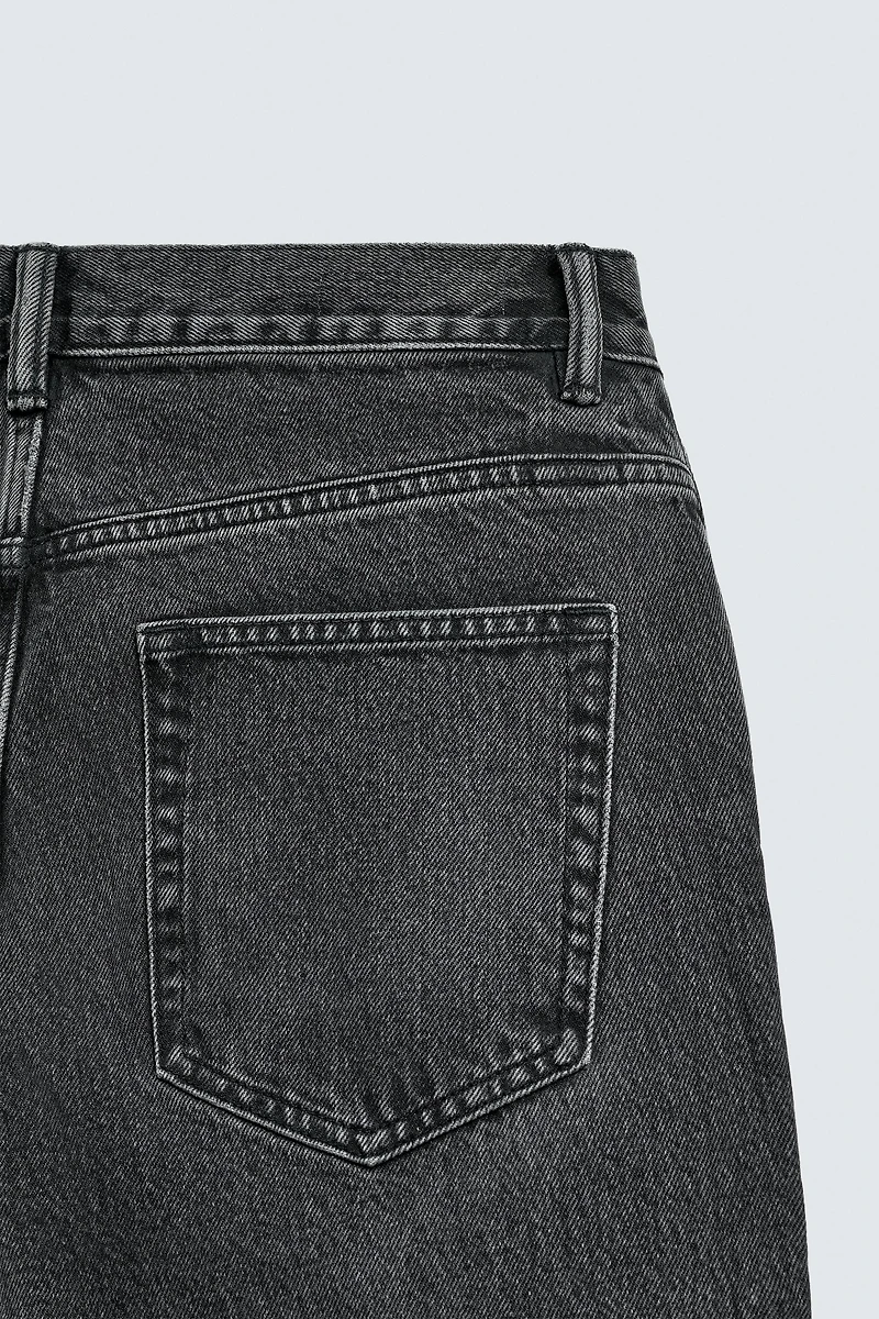 SLIM CROPPED FIT JEANS