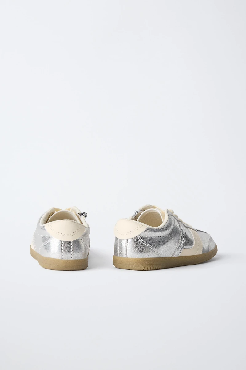 METALLIC SNEAKERS